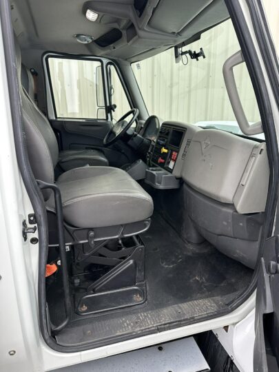 2016-International-7400-J&J-Dump-Truck-Hauler-Tri-Axle-Single-Axle-Tandem-Axle-Dump-Truck