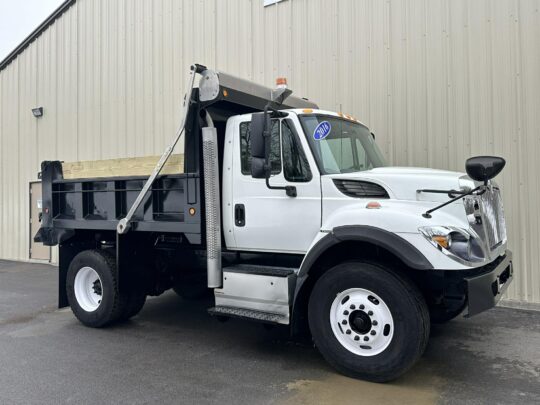 2016-International-7400-J&J-Dump-Truck-Hauler-Tri-Axle-Single-Axle-Tandem-Axle-Dump-Truck