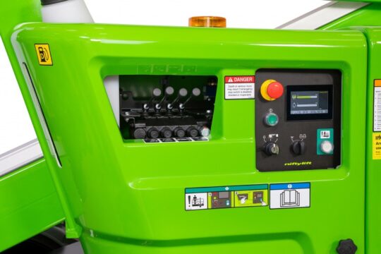 2026-Niftylift-SP34-Hybrid-4x4-Electric-Diesel-Gas-Boom-Man-Lift-Aerial-Lift-Cherry-Picker-Self-Propelled-Backyard-Construction-Lift