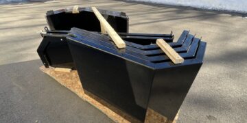 Aluminum Truck Bed, Aluminum Truck Body, diesel trucks, Downeaster, Dump bed, duramag, Durarack, installs, landscape dump truck, landscape equipment, Magnum Rack, mechanic trucks, New Truck Bed, Service, service bed, steel bed, SwapHogg, Switchandgo, Upfit, Utility Bed