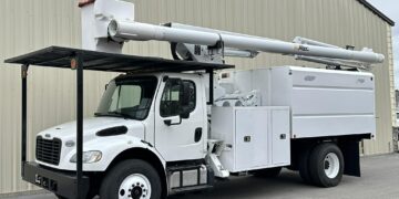 2015-Freightliner-M2-106-Altec-Elevator-Bucket-Truck-75'-Diesel-Air-Brakes-6-Speed