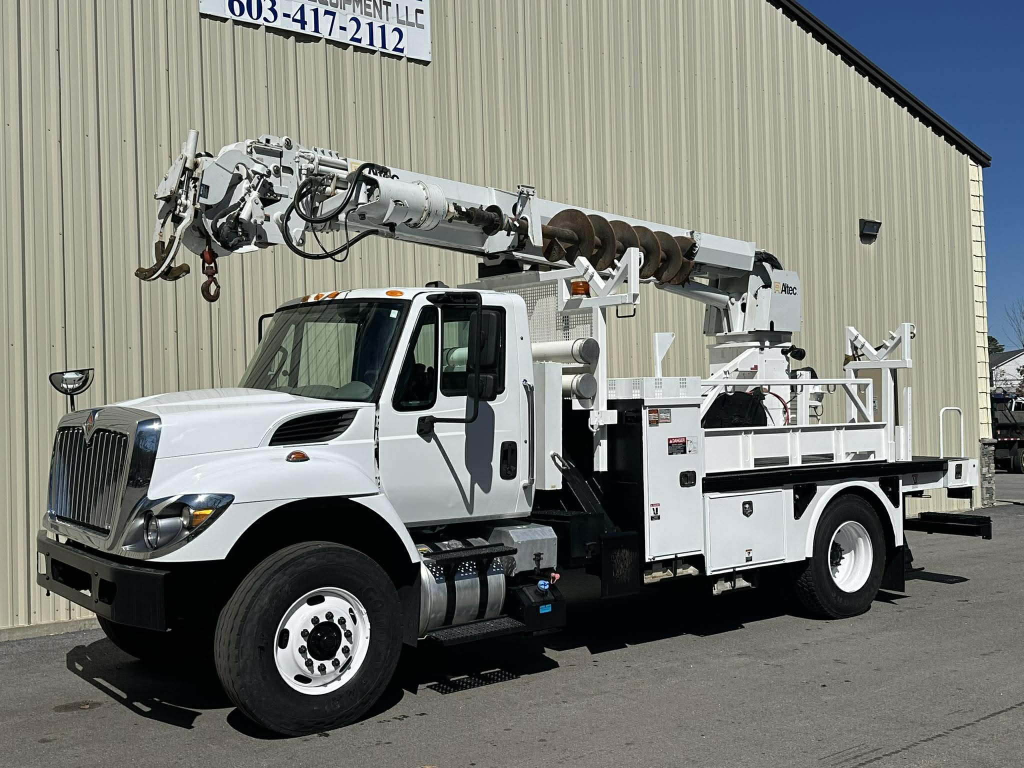 2016-International-7400l-Altec-DB-Digger-Derrick-Corner-Mount-DM47B-BC-Puller-Cable-Truck-Crane-Utility-Line-Truck