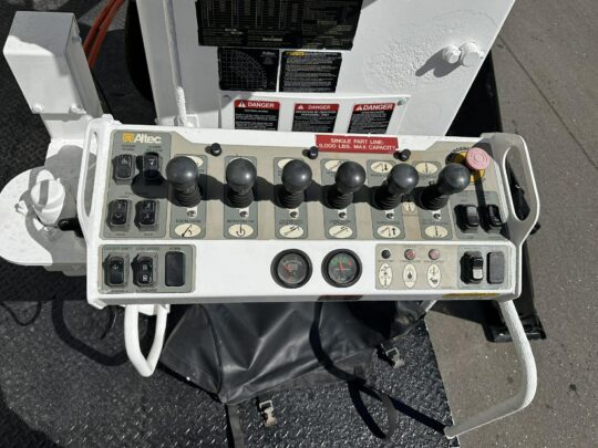 2016-International-7400l-Altec-DB-Digger-Derrick-Corner-Mount-DM47B-BC-Puller-Cable-Truck-Crane-Utility-Line-Truck