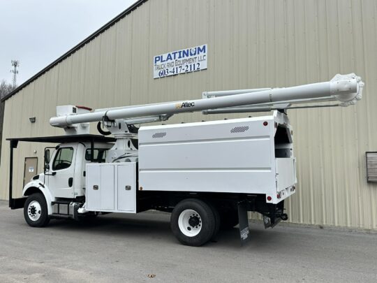 2015-Freightliner-M2-106-Altec-Elevator-Bucket-Truck-75'-Diesel-Air-Brakes-6-Speed