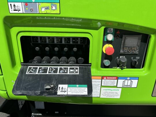 2024-Niftylift-SP45D-4x4-Boom-Man-Lift-Diesel-Hybrid-Basket-Lift-Construction-Lift