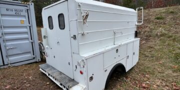ADKINS HD 11' ENCLOSED SERVICE BODY
