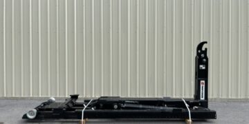 Aluminum Truck Bed, Aluminum Truck Body, diesel trucks, Downeaster, Dump bed, duramag, Durarack, installs, landscape dump truck, landscape equipment, Magnum Rack, mechanic trucks, New Truck Bed, Service, service bed, steel bed, SwapHogg, Switchandgo, swaploader, hooklift, palfinger, stellar, containers, hooklift truck, freightliner, ford, dodge, chevy, western star, Isuzu