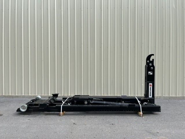 Aluminum Truck Bed, Aluminum Truck Body, diesel trucks, Downeaster, Dump bed, duramag, Durarack, installs, landscape dump truck, landscape equipment, Magnum Rack, mechanic trucks, New Truck Bed, Service, service bed, steel bed, SwapHogg, Switchandgo, swaploader, hooklift, palfinger, stellar, containers, hooklift truck, freightliner, ford, dodge, chevy, western star, Isuzu