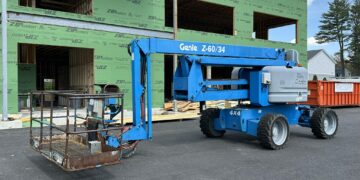 2014-Genie-Z-60/34-4×4-Boom-Man-Lift-Diesel-Hybrid-Electric-Gas-LPG-Construction-Lift-JLG-MEC-Skyjack-Snorkel-Niftylift-Haulotte-60'-Articulating-4x2-Exterior-Lift