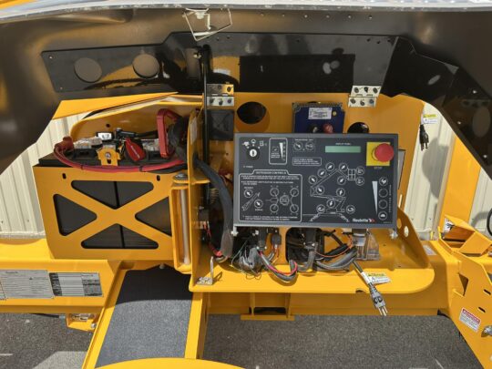 2024-Haulotte-3522A-Tow-Behind-Man-Lift-Electric-Diesel-Gas-Hybrid-Niftylift-Dino-JLG-Genie-MEC-Manitou-Aerial-Aerial Lift-Platform Lift