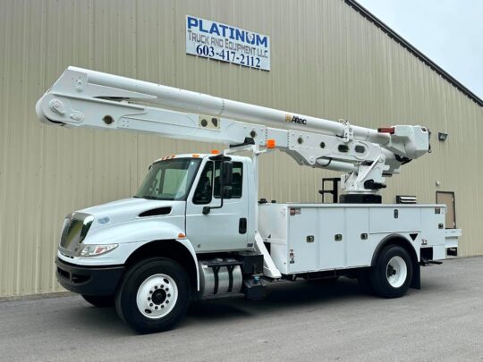 2019-International-4300-Altec-AA55-AM55-Utility-Bucket-Material-Handler-Boom-Storm-Truck-Bucket-Truck-Diesel-Cummins-Auto-A/C-Linework