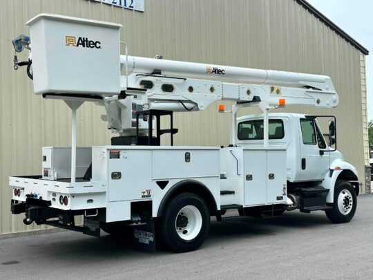 2019-International-4300-Altec-AA55-AM55-Utility-Bucket-Material-Handler-Boom-Storm-Truck-Bucket-Truck-Diesel-Cummins-Auto-A/C-Linework