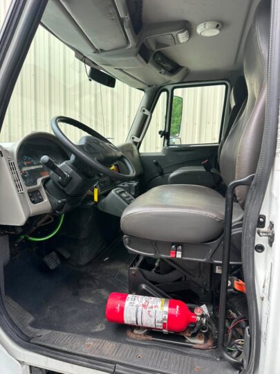 2016-International-7400-J&J-Dump-Truck-Hauler-Tri-Axle-Single-Axle-Tandem-Axle-Dump-Truck