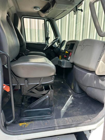 2016-International-7400-J&J-Dump-Truck-Hauler-Tri-Axle-Single-Axle-Tandem-Axle-Dump-Truck