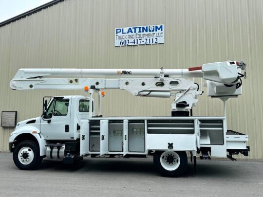 2019-International-4300-Altec-AA55-AM55-Utility-Bucket-Material-Handler-Boom-Storm-Truck-Bucket-Truck-Diesel-Cummins-Auto-A/C-Linework