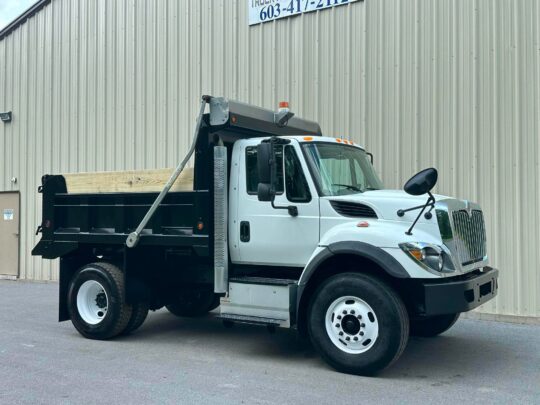 2016-International-7400-J&J-Dump-Truck-Hauler-Tri-Axle-Single-Axle-Tandem-Axle-Dump-Truck