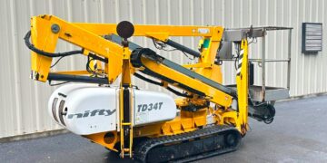 2011-Niftylift-TD34TD-Tracked-Boom-Man-Lift