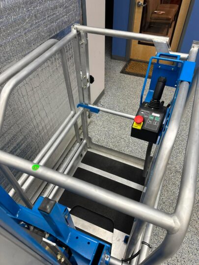 New-2026-Genie-GR-20-Vertical-Mast-Boom-Lift-Gas-Diesel-Electric-20'-Outdoor-Indoor-Lift-Man-Lift