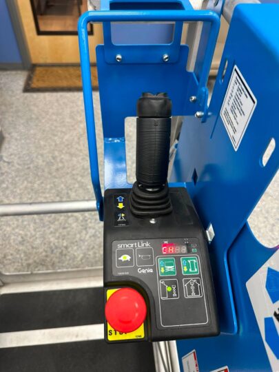 New-2026-Genie-GR-20-Vertical-Mast-Boom-Lift-Gas-Diesel-Electric-20'-Outdoor-Indoor-Lift-Man-Lift