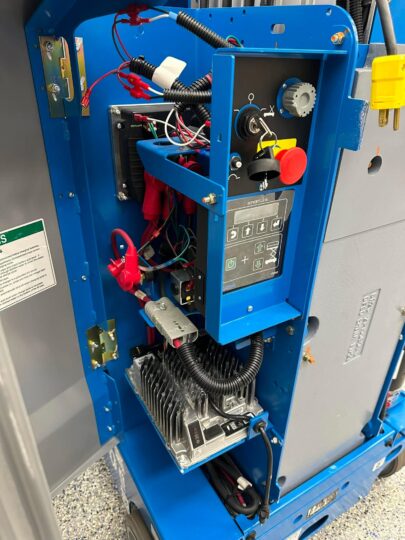 New-2026-Genie-GR-20-Vertical-Mast-Boom-Lift-Gas-Diesel-Electric-20'-Outdoor-Indoor-Lift-Man-Lift