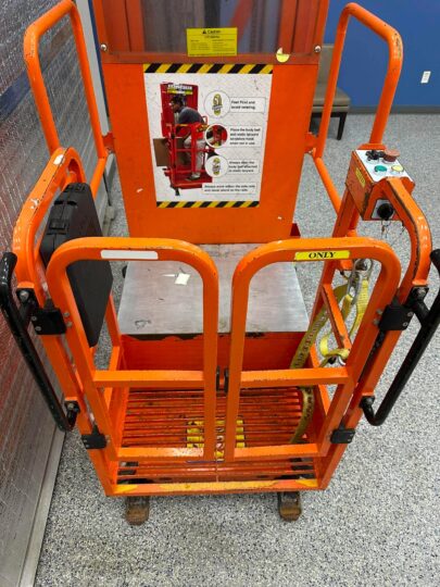 2015-Ballymore-PS-140H-Vertical-Mast-Lift-Material-Handler-Electric-Home Depot Lift